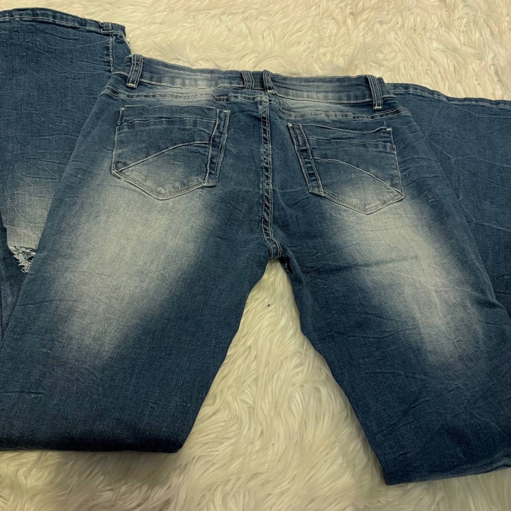 Classic Distressed Flare Jeans - Light Blue - Picture 12 of 12